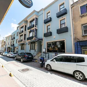ümıt Yenıkapi İstanbul